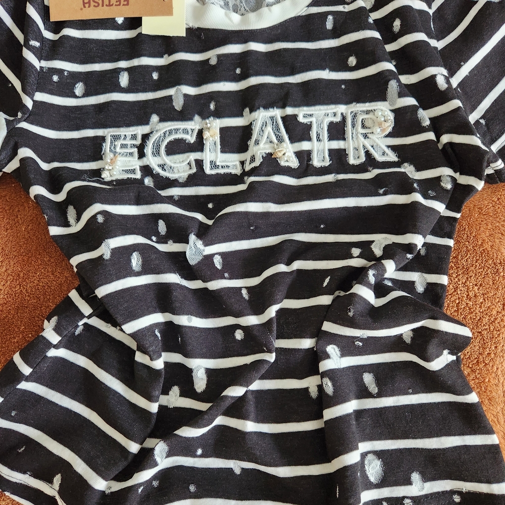 Fashion Top Black and White Striped T-Shirt with Lace Details